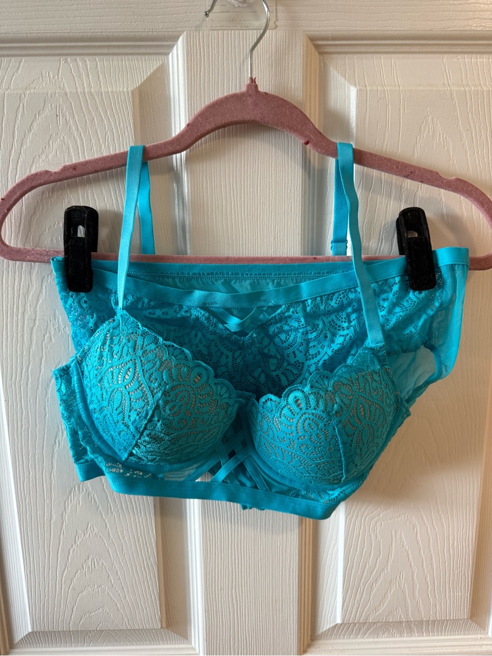 ADORED BY ADORE ME ~ Beautiful Bra & Panty Set